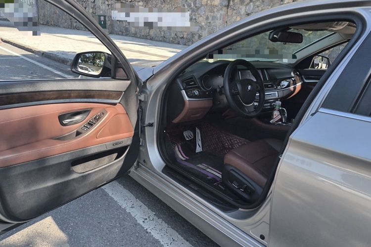 Used BMW 5 Series 2013 535Li Leading Model Driver Seat