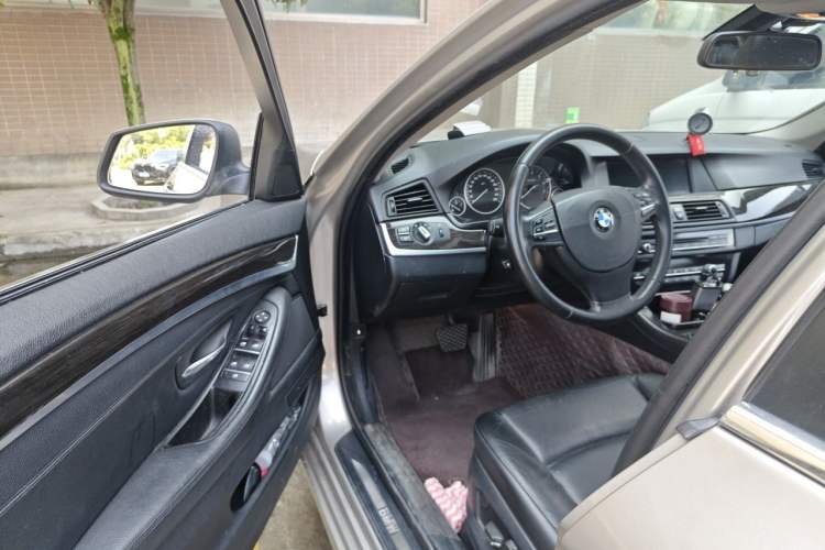Used BMW 5 Series 2013 530Li Leading Model Driver Seat