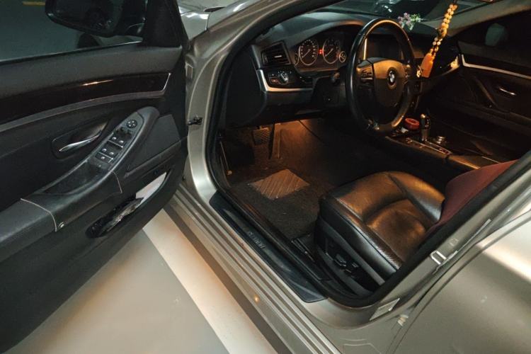 Used BMW 5 Series 2013 525Li Leading Model Driver Seat