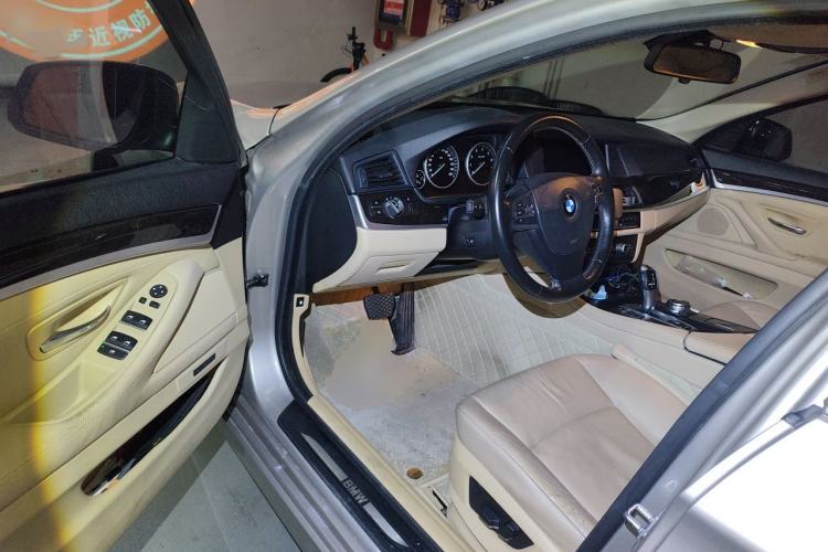 Used BMW 5 Series 2013 525Li Luxury Model Driver Seat