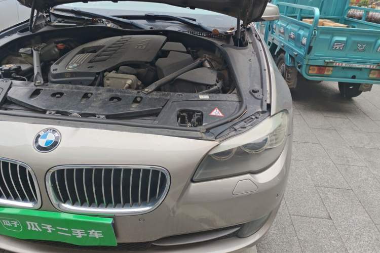 Used BMW 5 Series 2013 530Li Leading Model Engine Bay Left
