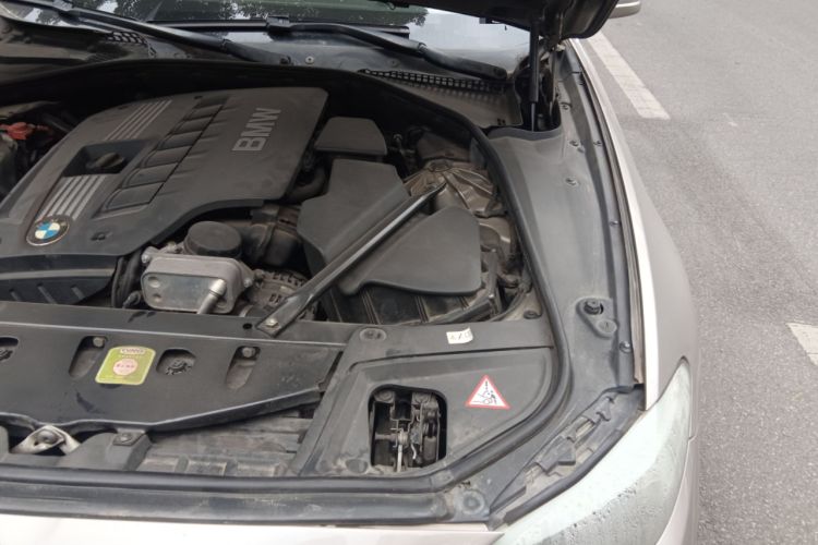 Used BMW 5 Series 2013 530Li Leading Model Engine Bay Left