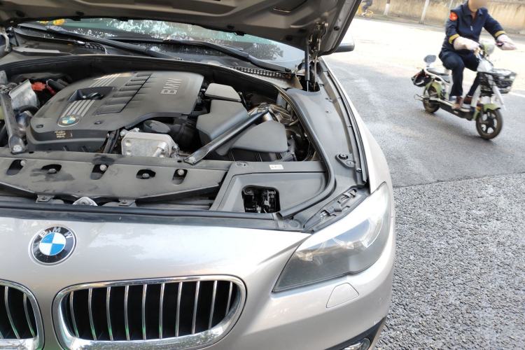 Used BMW 5 Series 2013 530Li Leading Model Engine Bay Left