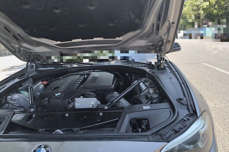 Used BMW 5 Series 2013 535Li Leading Model Engine Bay Left