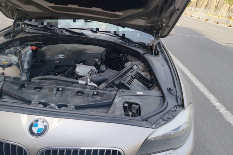 Used BMW 5 Series 2013 525Li Luxury Model Engine Bay Left