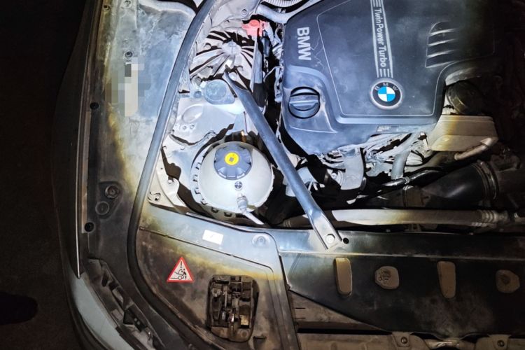 Used BMW 5 Series 2013 525Li Luxury Model Engine Bay Right