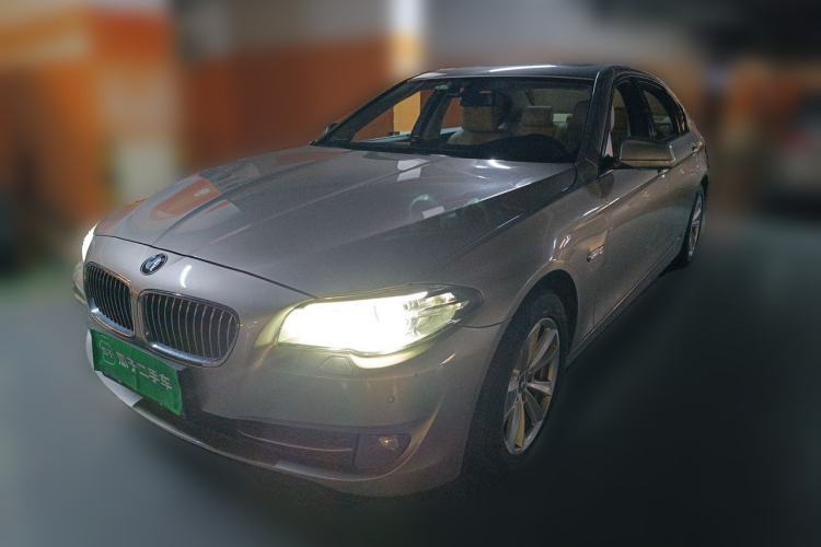 Używany BMW 5 Series 2013 525Li Leading Model Guazi used car, China used car export, Used car for sale, Used cars, Cheapest cars for sale