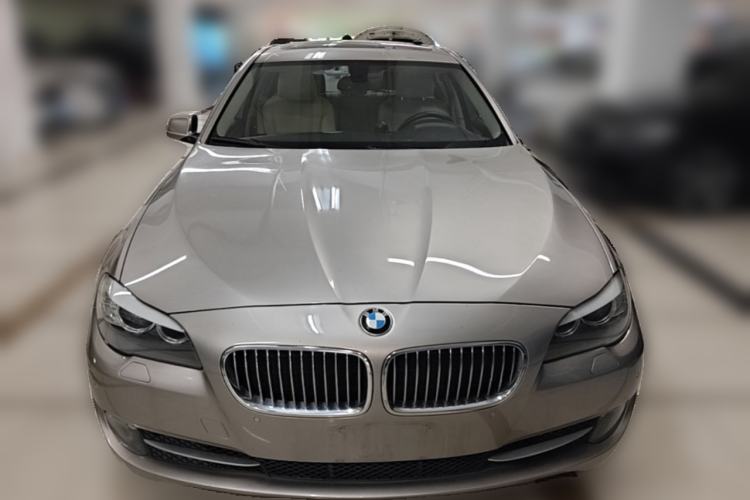 Used BMW 5 Series 2013 525Li Luxury Model Front