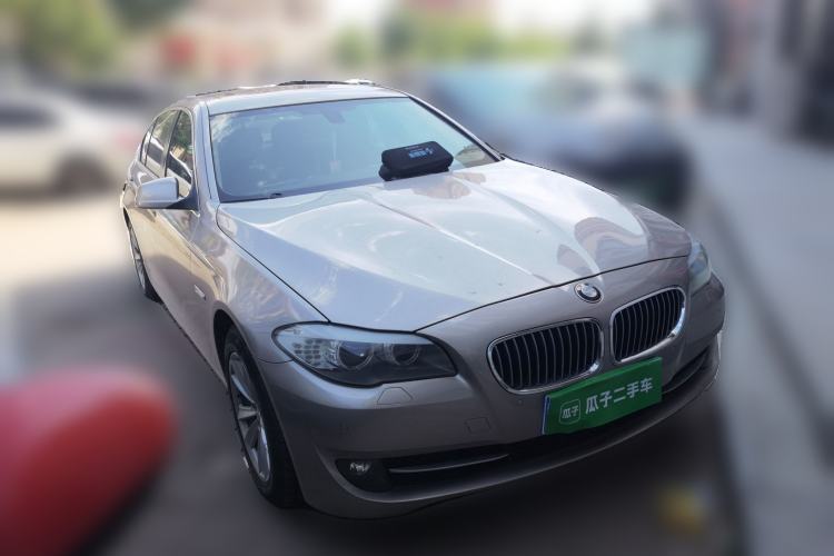Used BMW 5 Series 2013 525Li Leading Model Front Right 45 Deg