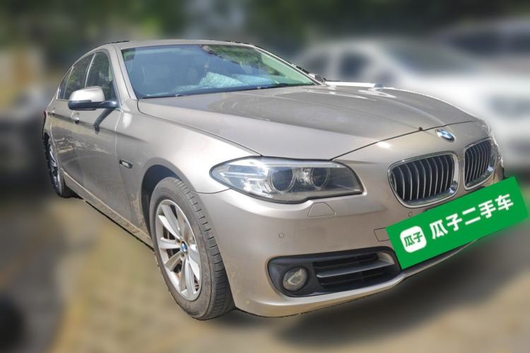 Used BMW 5 Series 2013 520Li Elegant Edition Front Right 45 Deg