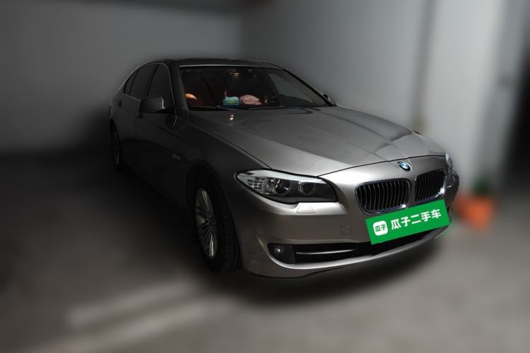 Used BMW 5 Series 2013 525Li Luxury Model Front Right 45 Deg