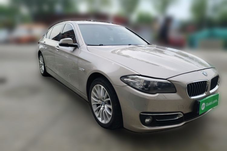 Used BMW 5 Series 2013 525Li Leading Model Front Right 45 Deg