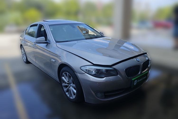 Used BMW 5 Series 2013 530Li Leading Model Front Right 45 Deg