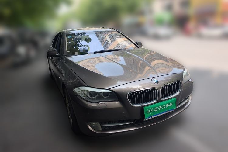 Used BMW 5 Series 2013 525Li Luxury Model Front Right 45 Deg