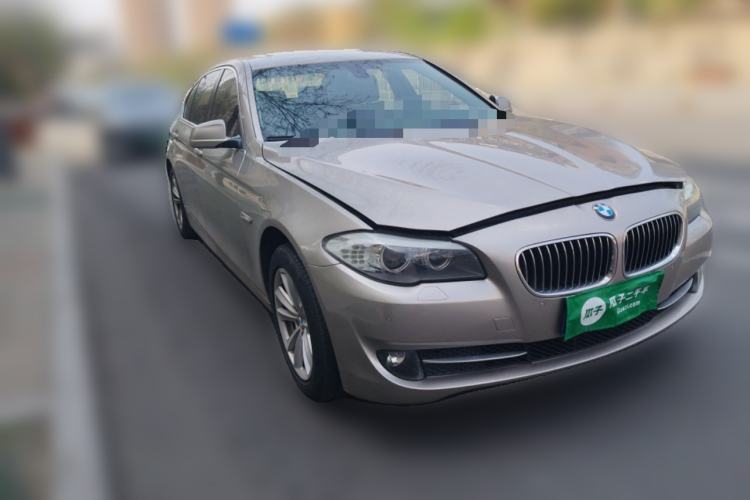 Used BMW 5 Series 2013 525Li Luxury Model Front Right 45 Deg