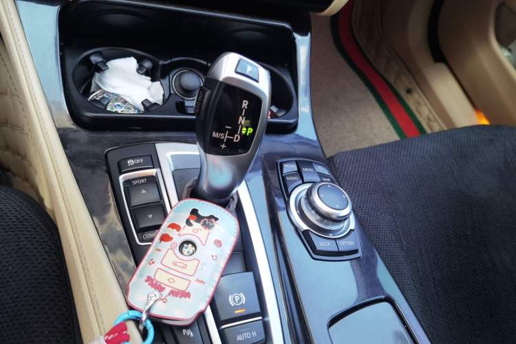 Used BMW 5 Series 2013 525Li Leading Model Gear Lever