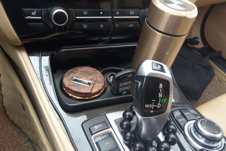 Used BMW 5 Series 2013 530Li Leading Model Gear Lever