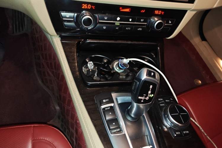 Used BMW 5 Series 2013 525Li Luxury Model Gear Lever