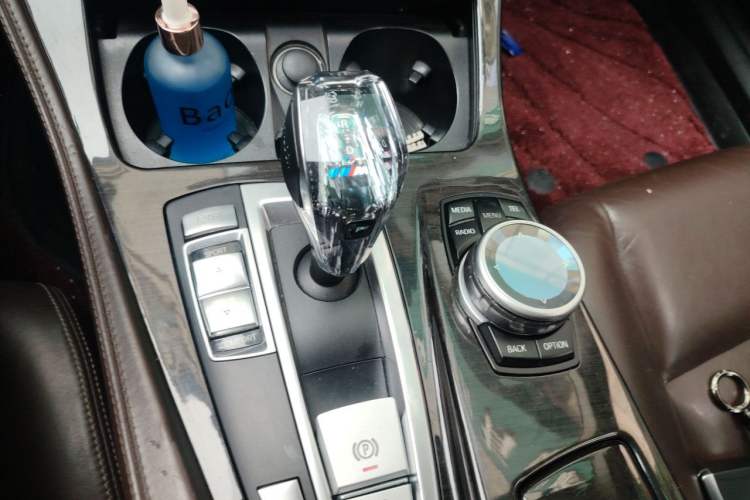 Used BMW 5 Series 2013 525Li Leading Model Gear Lever