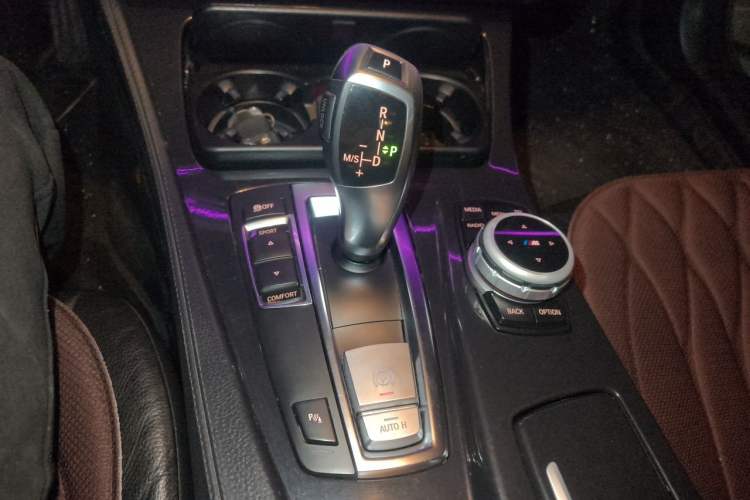 Used BMW 5 Series 2013 520Li Elegant Edition Gear Lever