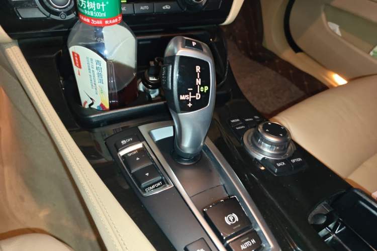 Used BMW 5 Series 2013 525Li Leading Model Gear Lever
