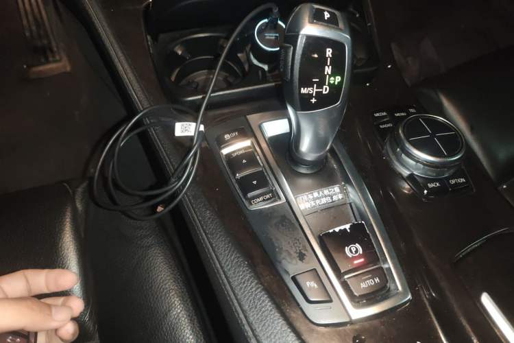 Used BMW 5 Series 2013 525Li Leading Model Gear Lever