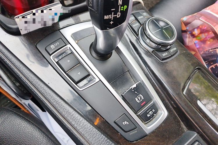 Used BMW 5 Series 2013 525Li Luxury Model Gear Lever