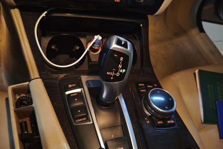 Used BMW 5 Series 2013 525Li Leading Model Gear Lever