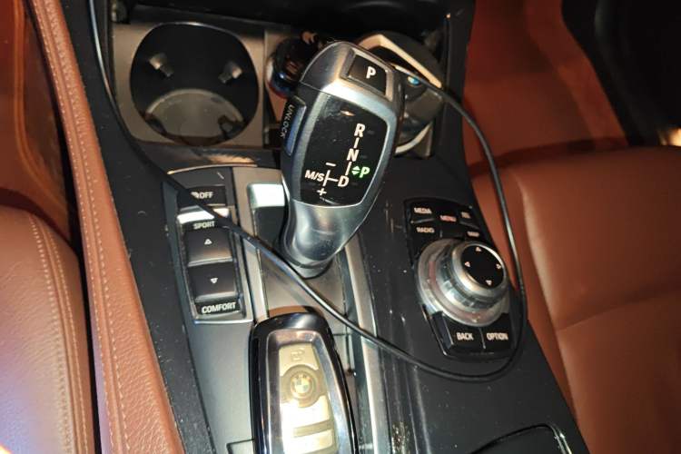 Used BMW 5 Series 2013 520Li Elegant Edition Gear Lever