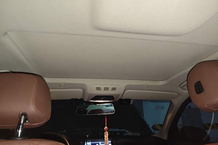 Used BMW 5 Series 2013 520Li Elegant Edition Headliner