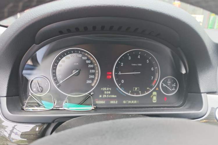 Used BMW 5 Series 2013 530Li Leading Model Instrument Cluster