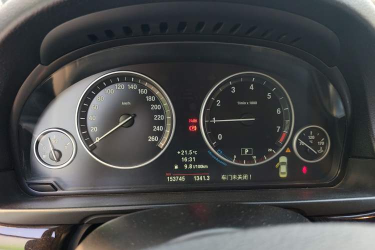 Used BMW 5 Series 2013 525Li Luxury Model Instrument Cluster