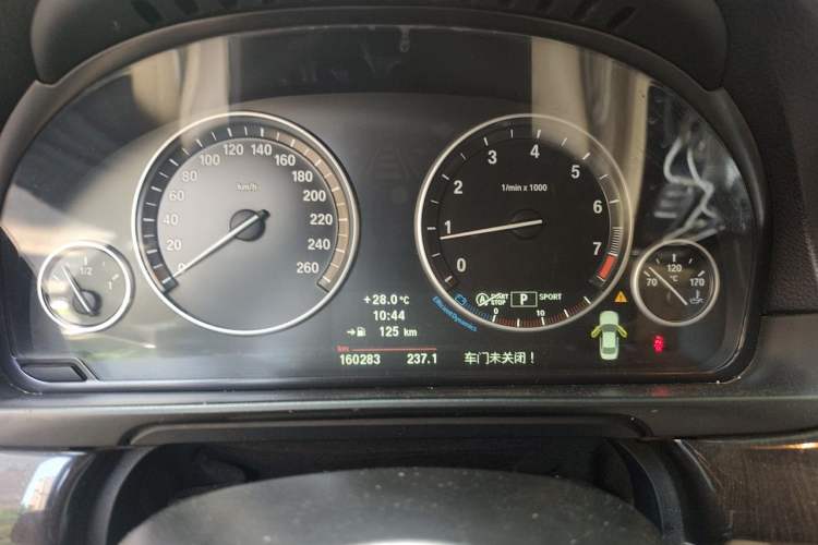 Used BMW 5 Series 2013 525Li Luxury Model Instrument Cluster