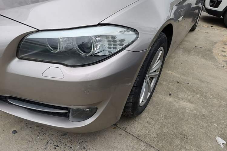 Used BMW 5 Series 2013 520Li Elegant Edition Left Front Headlight