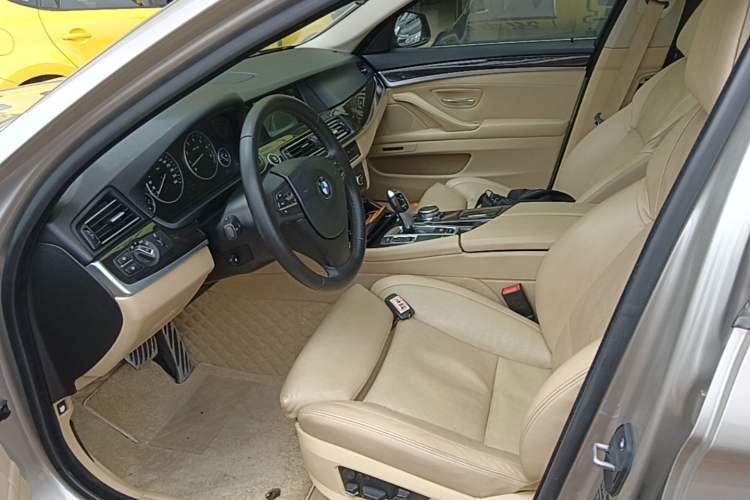Used BMW 5 Series 2013 530Li Luxury Model Left Front Seat