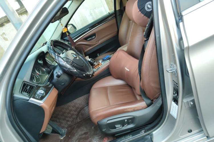 Used BMW 5 Series 2013 530Li Leading Model Left Front Seat