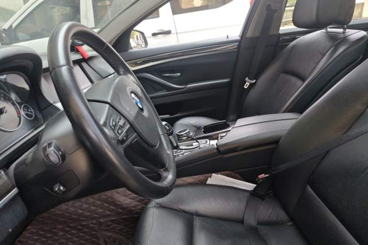 Used BMW 5 Series 2013 530Li Leading Model Left Front Seat