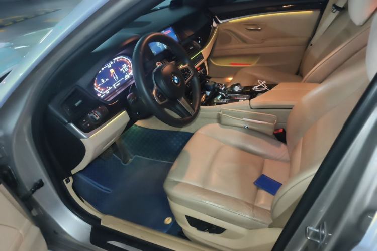 Used BMW 5 Series 2013 525Li Luxury Model Left Front Seat