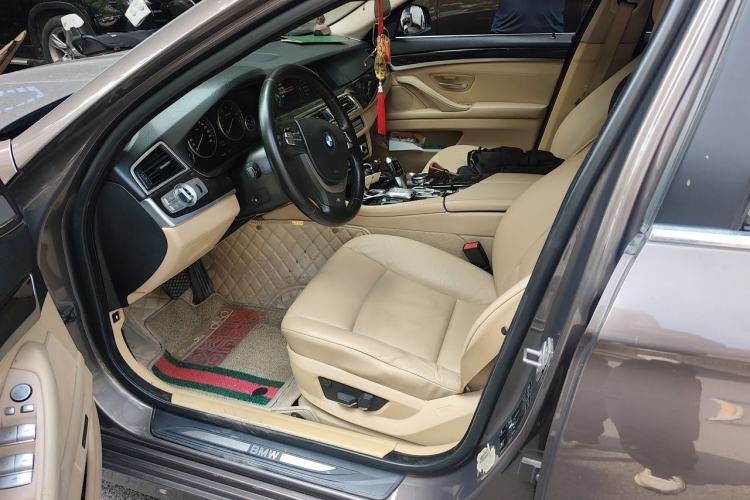 Used BMW 5 Series 2013 525Li Luxury Model Left Front Seat