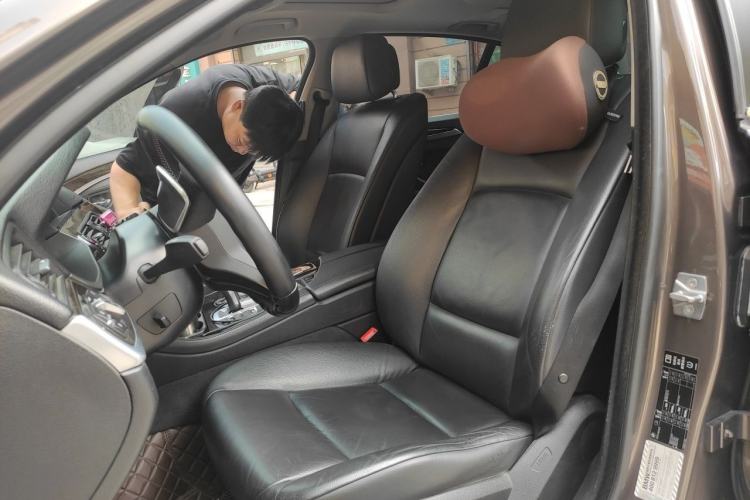 Used BMW 5 Series 2013 525Li Luxury Model Left Front Seat