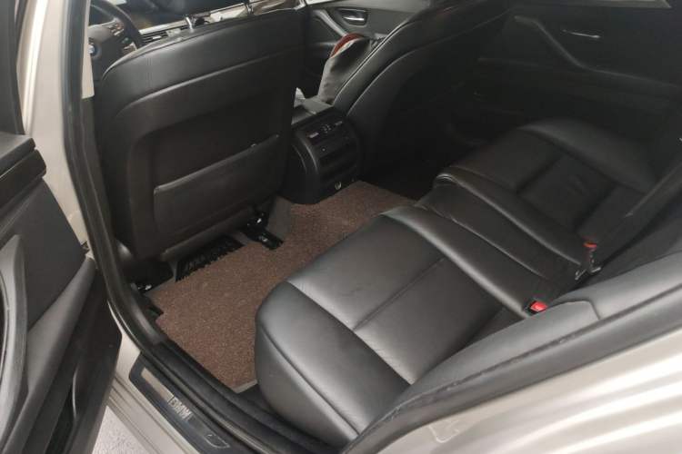 Used BMW 5 Series 2013 525Li Luxury Model Left Rear Seat
