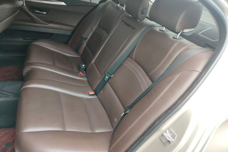 Used BMW 5 Series 2013 525Li Leading Model Left Rear Seat