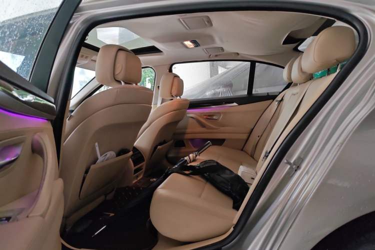 Used BMW 5 Series 2013 525Li Luxury Model Left Rear Seat