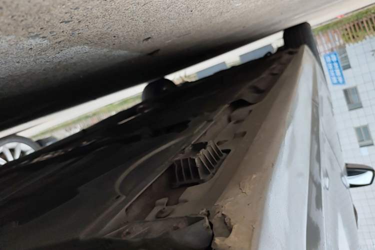 Used BMW 5 Series 2013 520Li Elegant Edition Left Side Sill
