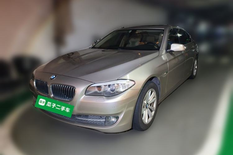 Used BMW 5 Series 2013 525Li Luxury Model Guazi used car, China used car export, Used car for sale, Used cars, Cheapest cars for sale