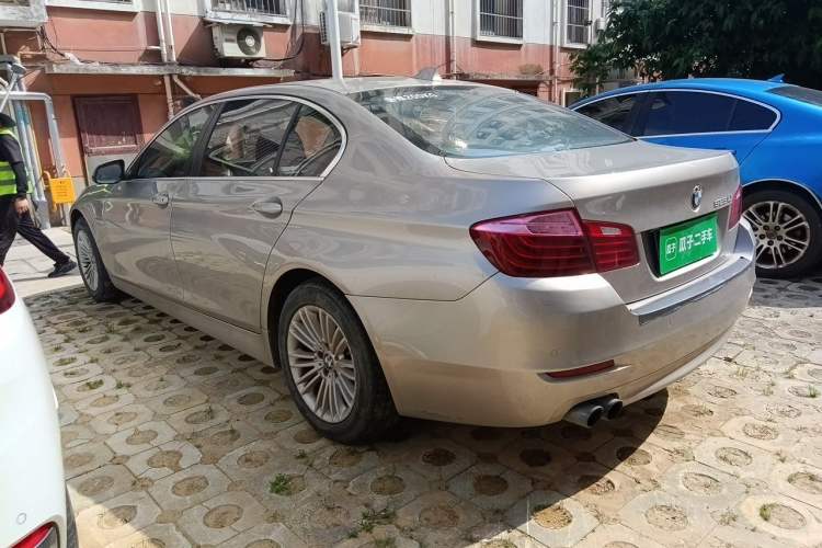 Used BMW 5 Series 2013 525Li Leading Model Rear Left 45 Deg