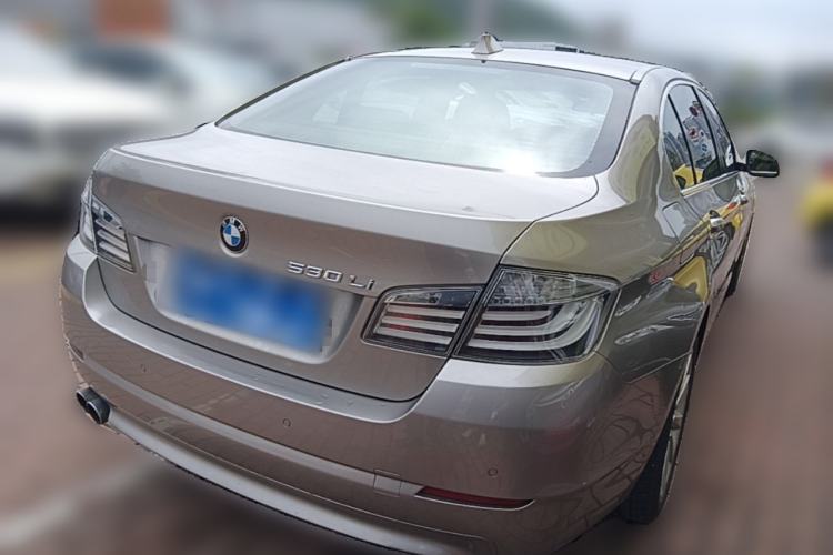 Used BMW 5 Series 2013 530Li Luxury Model Rear Right 45 Deg