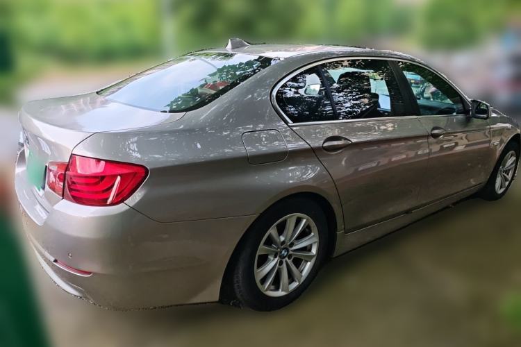 Used BMW 5 Series 2013 520Li Elegant Edition Rear Right 45 Deg
