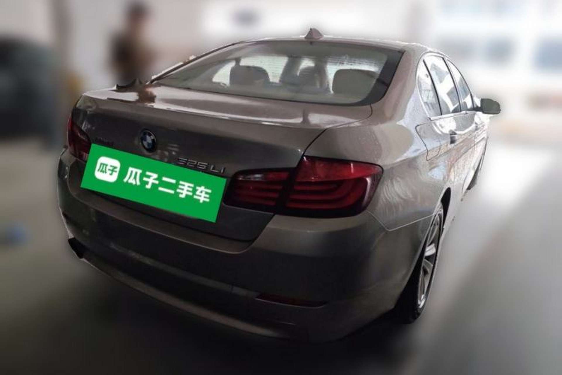 Used BMW 5 Series 2013 525Li Luxury Model Rear Right 45 Deg