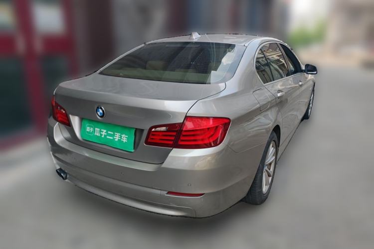 Used BMW 5 Series 2013 520Li Elegant Edition Rear Right 45 Deg